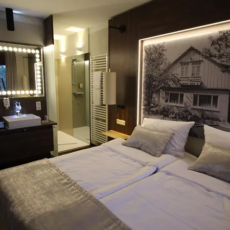 Landhotel Am Rothenberg 4*