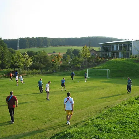 Am Rothenberg 4*
